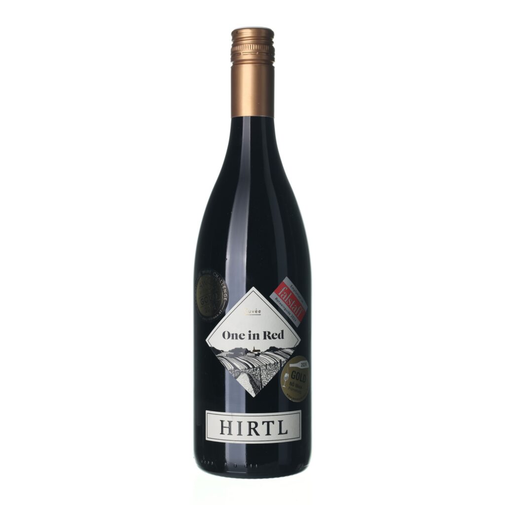 One in Red Weingut Hirtl